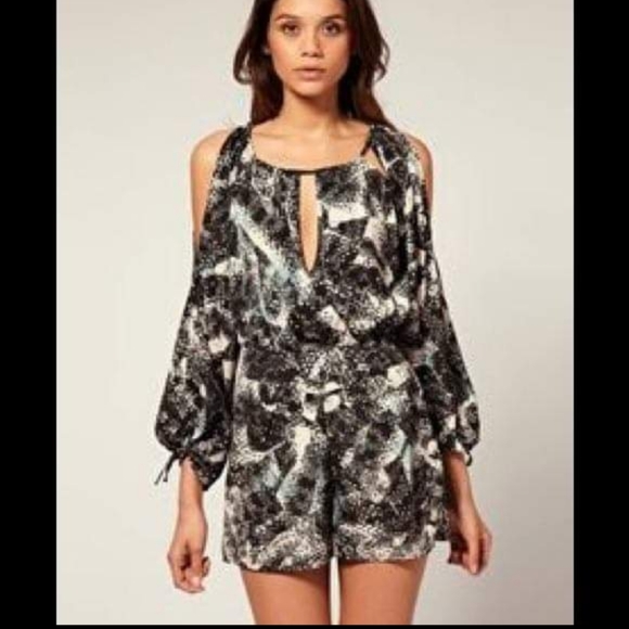 ASOS Snake Print Open Back Cold Shoulder R… - Picture 8 of 8